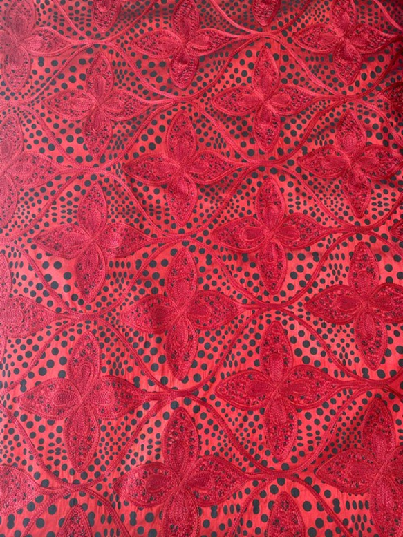 ドットプリントと刺繍の豪華な生地/インド製/135×50 3枚目の画像