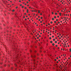 ドットプリントと刺繍の豪華な生地/インド製/135×50 4枚目の画像