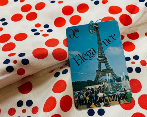 エレガンス】インド製の絹100%のグラスファイバーつき生地