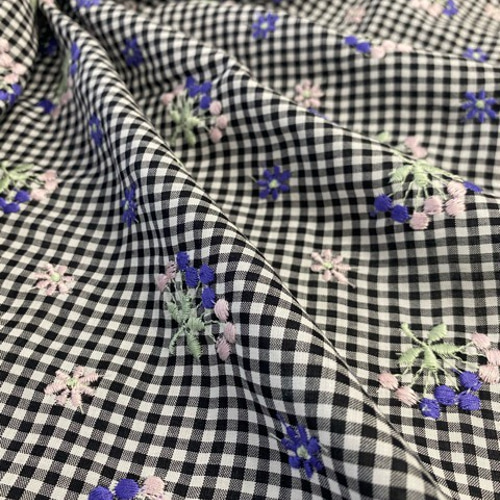 ギンガムチェックに刺繍/綿/スイス製生地/130×50 生地 Akira 通販