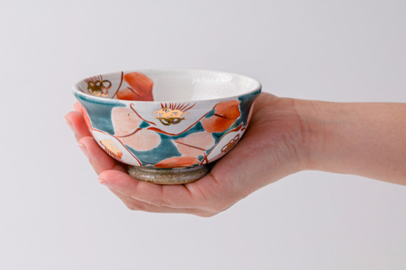 ご飯茶碗　釉彩椿 2枚目の画像