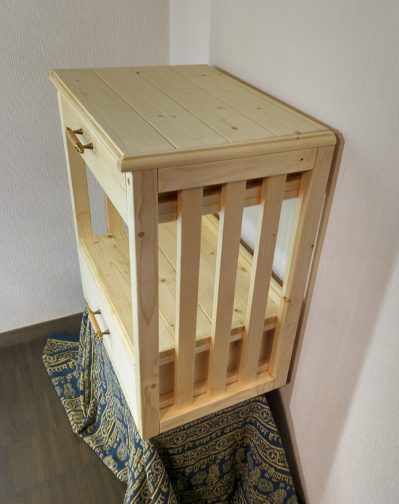 No40【コロコロやってくる】ワゴン、キャビネット、棚、引き出し2段、天然木、無垢、キャスター付き 5枚目の画像