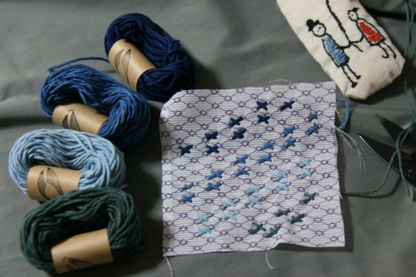 ＊お試し染糸＊夏の4色セット　３ｍ×４色　刺し子草木染糸 藍好きな方に　 1枚目の画像
