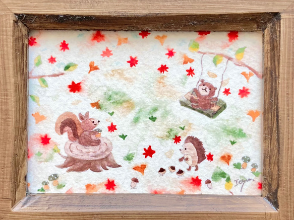 透明水彩画「秋のピクニック」イラストミニ額　ハリネズミ　クマ　リス　紅葉　プチギフト　敬老の日　秋 4枚目の画像