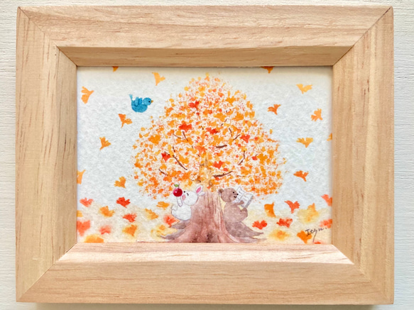 透明水彩画「それぞれの秋」イラストミニ額　プチギフト   秋　うさぎ　クマ　鳥　イチョウ　紅葉 1枚目の画像