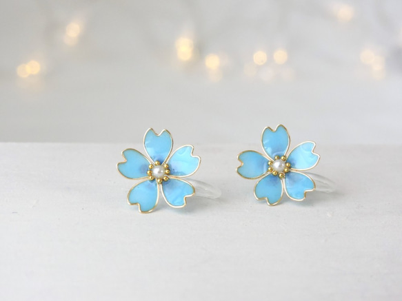 ミニ桜ピアス.イヤリング 青 SAKURA / Cherry blossom mini ミニ桜ピアス.イヤリング 青 SAKURA / Cherry blossom mini