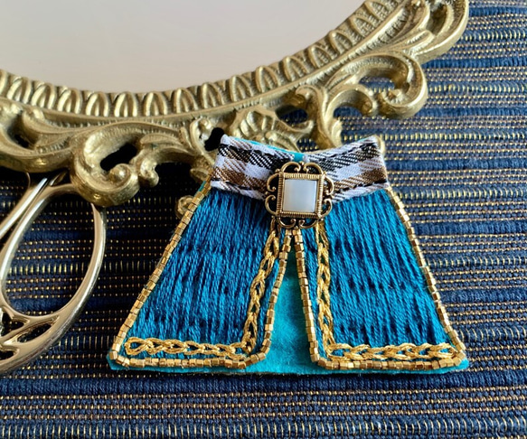2WAY】貴族のマント風 刺繍ブローチ ブローチ fifth_closet 通販