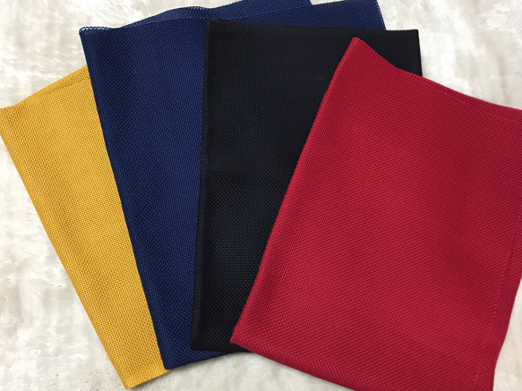 【再販】選べる5色 ⌘手刺繍⌘ 【こぎん刺し】伝統柄 お守り袋 6枚目の画像