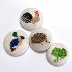 ◆刺繍ブローチorヘアゴム ◆生き物シリーズ① 1枚目の画像