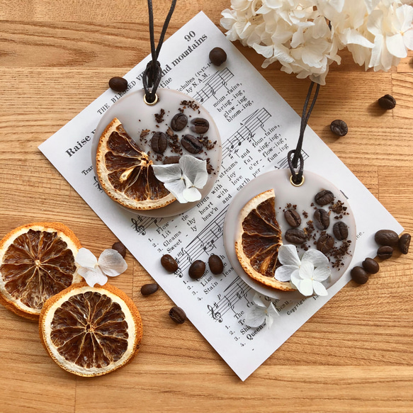 コーヒー豆とオレンジのアロマワックスサシェ 4枚目の画像