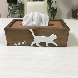 癒されたい方必見！かわいい木製猫のティッシュケース 1枚目の画像