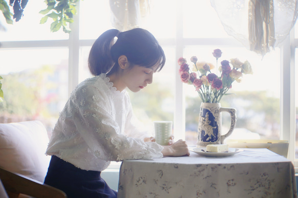 立体花柄刺繡❀ ボリューム袖 100％綿 ❀フリル  レース ブラウス 桜 10枚目の画像