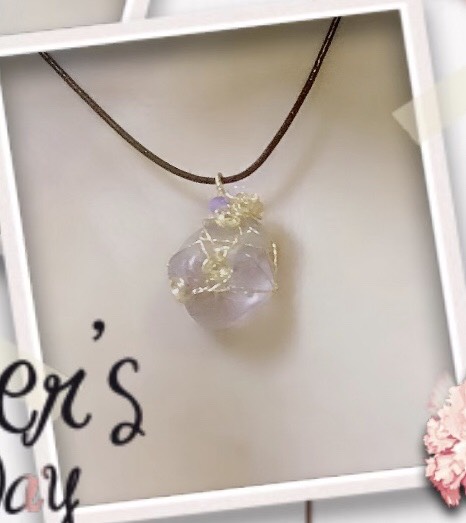 フローライトワイヤーワークペンダント