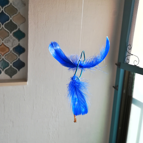 【青い鳥】コバルトブルー キーチャーム 鍵 サンキャッチャー モビール 北欧雑貨 鳥 ワイヤー 羽  ハート 小鳥 7枚目の画像