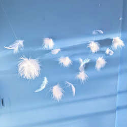 【天使の羽】ガーランド 青い鳥 白い羽 ふわふわ 北欧テイスト シンプル フェザー 羽毛  エンジェル ペガサス ブルー 9枚目の画像