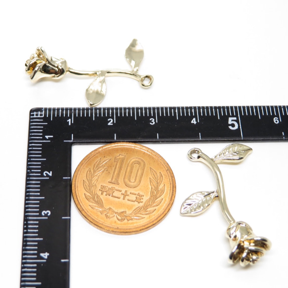 4pcs)gold rose charm 4枚目の画像