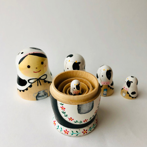 受注制作】牛柄頭巾 マトリョーシカ・牛さん 牛乳、アイス を扱うお店