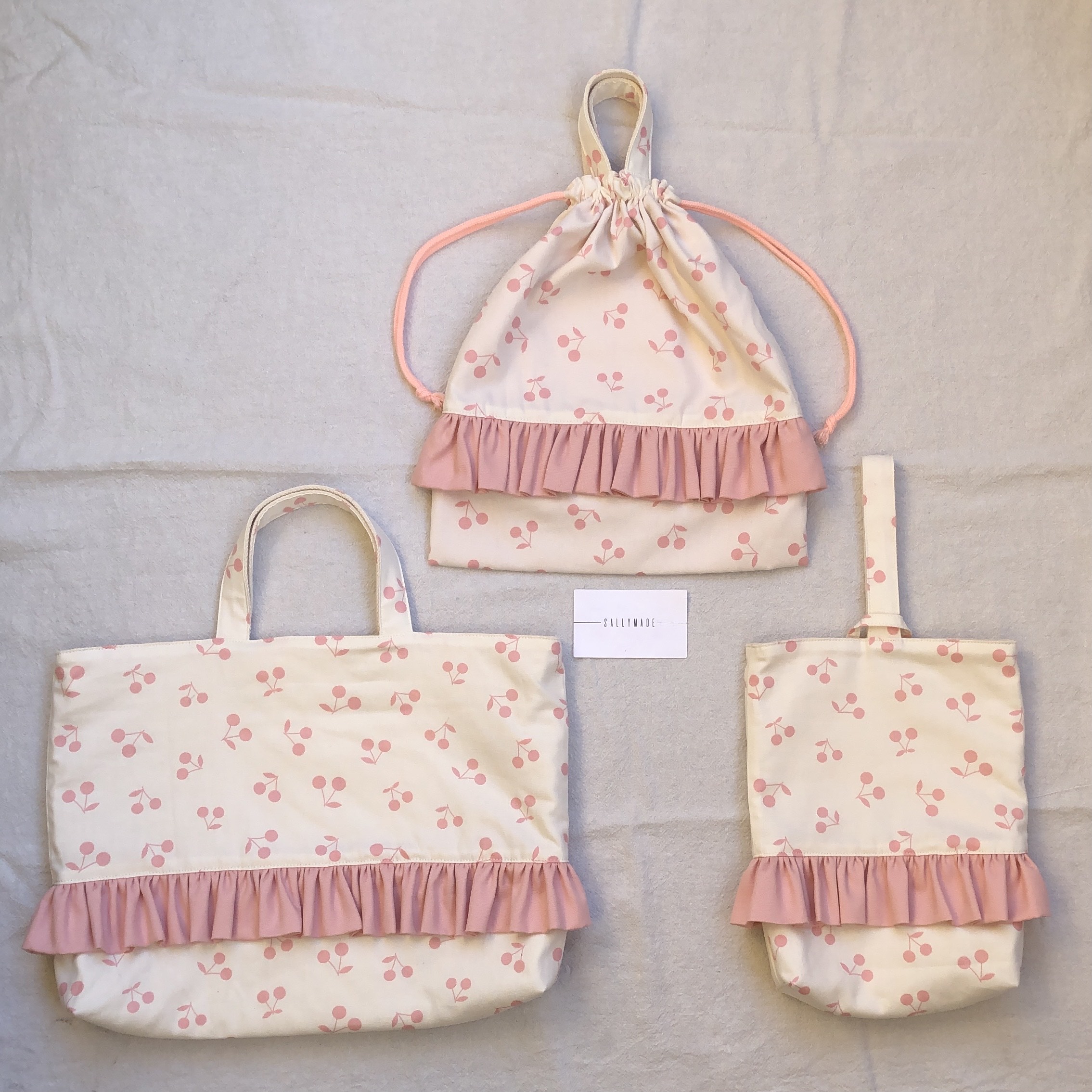 プチチェリーフリルバッグ　3点セット　IV×PK