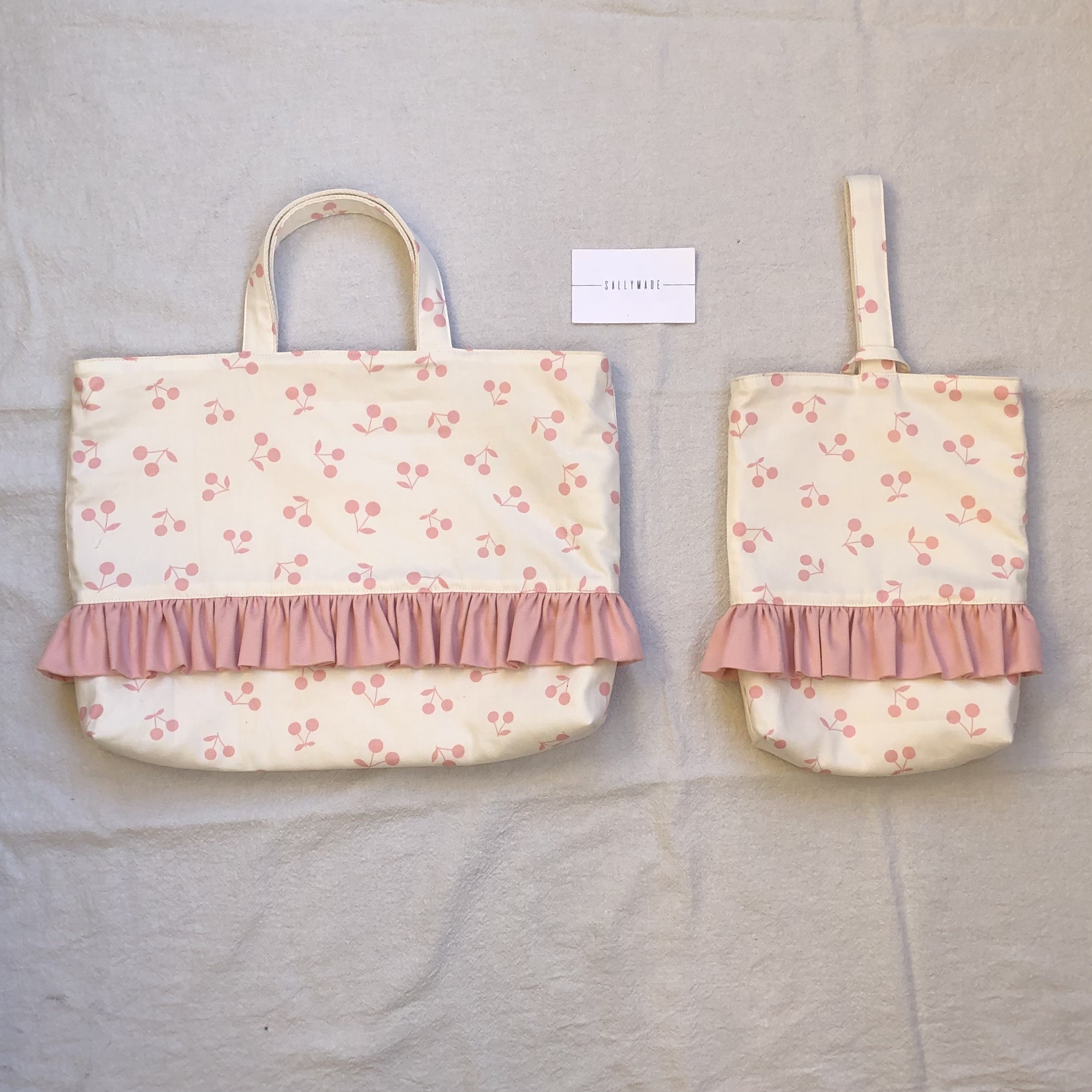 【受注制作】プチチェリー　フリルバッグ　2点セット IV×PK 4,864円