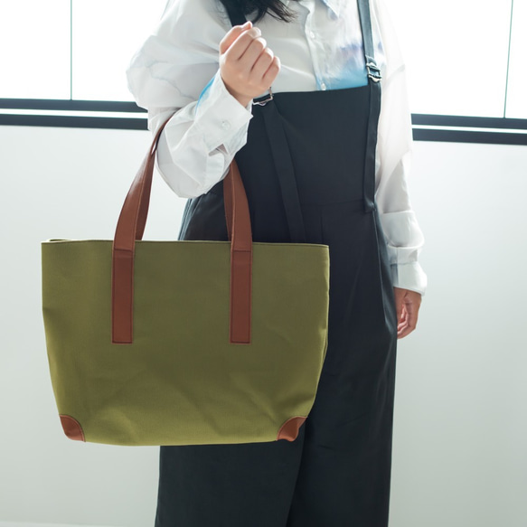【限時特賣】Tote bag Takashima 帆布 x 可水洗可水洗皮革（黑色或棕色） 大家製作的系列中的第二款！ 第6張的照片
