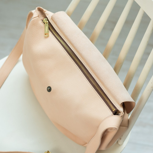 ショルダーバッグ【for kiki -キキ-】ホーウィン社ディアボーン(牛革