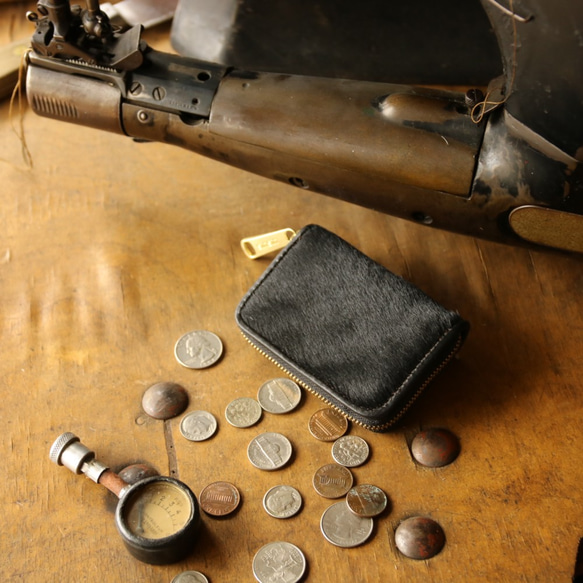 【永久免費保修】意大利出生的牛皮帶毛。黑色 coin case 零錢包 第1張的照片
