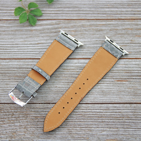 限一件作品！ [Apple Watch Band] Hen Lawn Shiny Croco Grey 42mm Apple W 第5張的照片