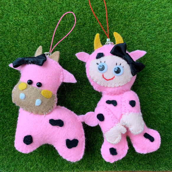 ピンクの牛と女の子♪のマスコット 2枚目の画像