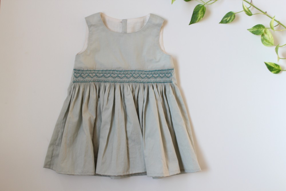 【100サイズ】スモッキング刺繡のミントのワンピース♡