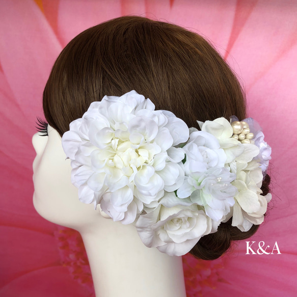 ダリアとバラの白いヘッドドレス  髪飾り 2枚目の画像