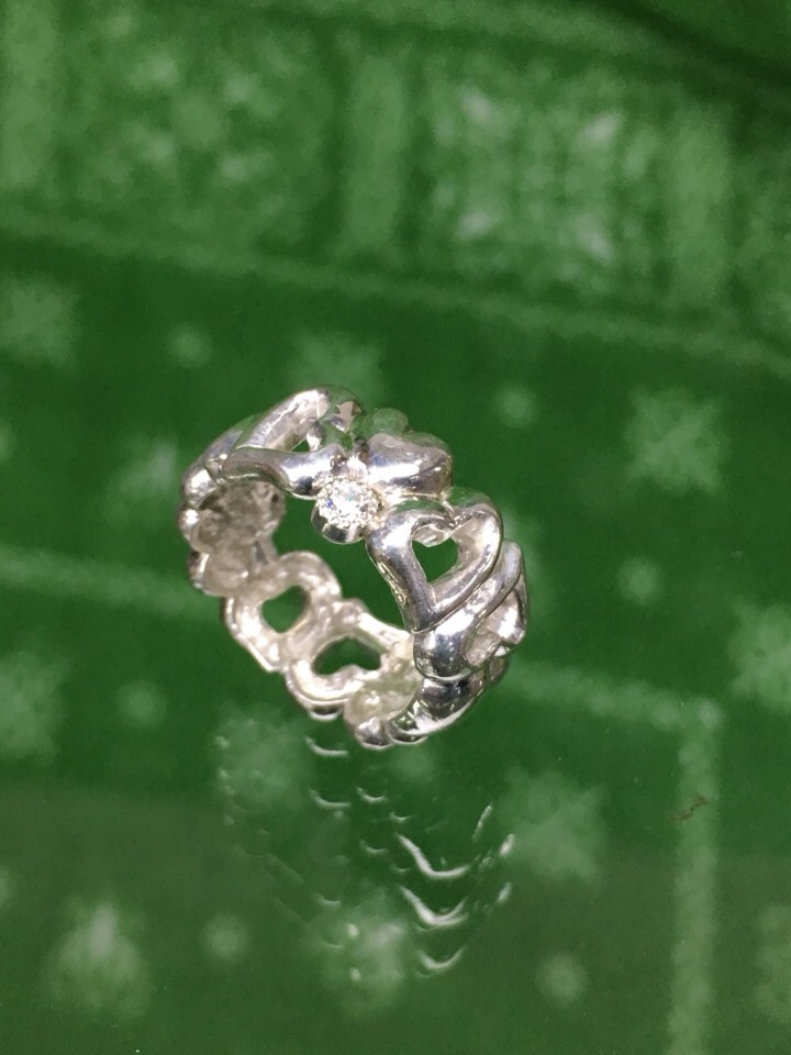 ハート尽くしのシルバーリング