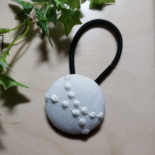 ミナペルホネン ☆ ヘアゴム くるみボタン 3.8㎜ ハンドメイド