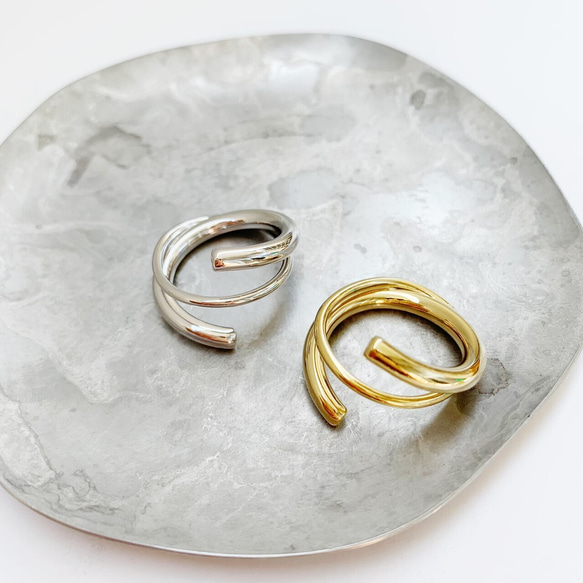 gold twist ring (r036) 1枚目の画像