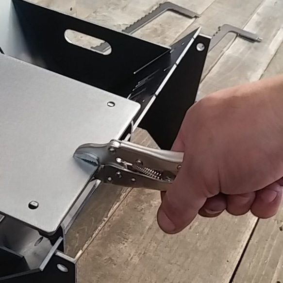 焚き火台　フルセット　組み立て式　焚火台　自作　ハンドメイド　五徳　ロストル　おしゃれ　無骨　男前　アイアン　鉄製　黒皮 