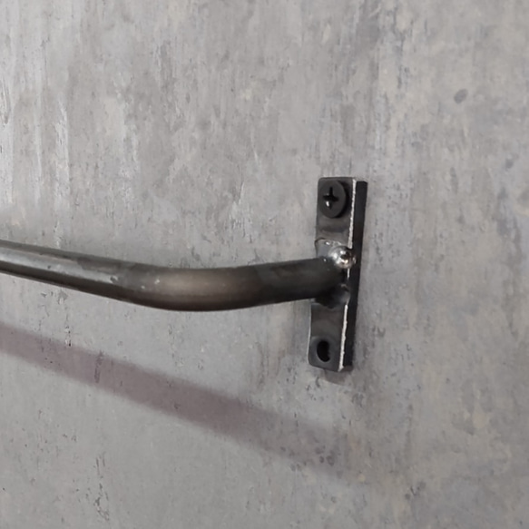 （390×50㎜）9㎜ 丸棒 アイアンバー タオルハンガー　アイアン　鉄製　インダストリアル　無骨　傘掛け 2枚目の画像