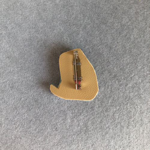 パグちゃんのブローチ パグちゃんのブローチ