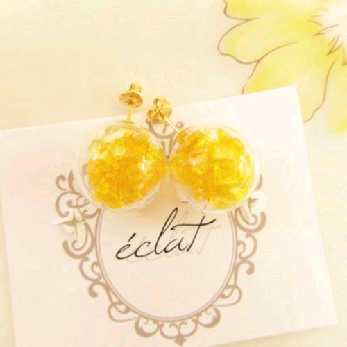 黄色のバルーンピアス 黄色のバルーンピアス