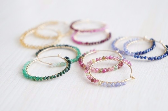 RUBY  Color gradation  Hoop pierced earrings 第6張的照片