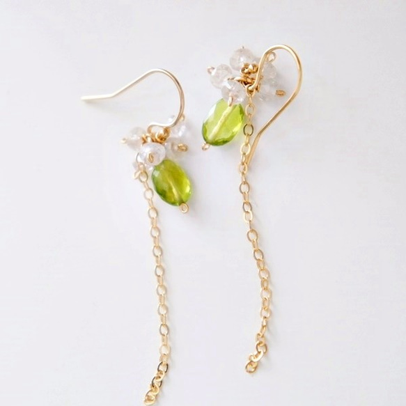 PERIDOT × ZIRCON  Pierced earrings or Clip earrings 第4張的照片