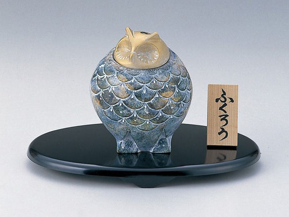 三枝惣太郎 (日展彫刻家)『飛躍』、レリーフは鉄製 Amazon.co.jp: 三枝惣太郎作 飾り皿 牛 日展彫刻家 置物