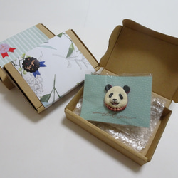 【パンダのブローチ】竹で遊ぶ赤ちゃんパンダ 7枚目の画像