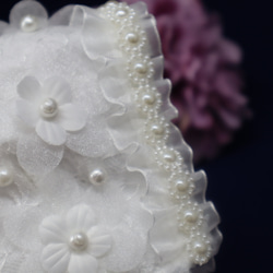 パールとお花の超豪華ドレスマスク❣️ウェディングマスク❣️チュールレース❣️小顔効果❣️結婚式❣️抗菌抗ウィルス生地使用 8枚目の画像