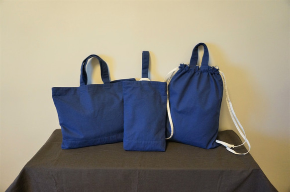 上履き袋：コットンキャンバス地のシンプルデザイン（青×白） No.0203 3枚目の画像