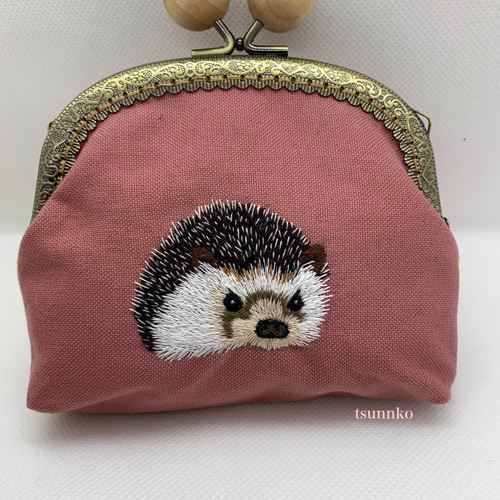 ハリネズミ ハリネズミ刺繍のガマ口財布(受注生産) がま口 tsunnko 通販