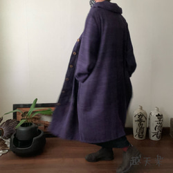 フード風襟の手織り綿バルーンコート　この秋冬、嵐山のお店で一番人気で裾切り替えもキュートなコート　紫絣 2枚目の画像