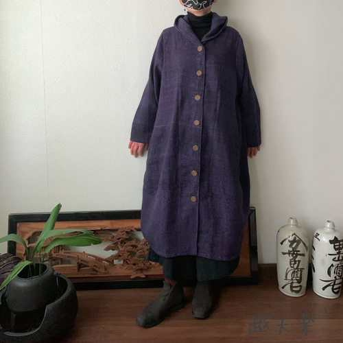 フード風襟の手織り綿バルーンコート この秋冬、嵐山のお店で一
