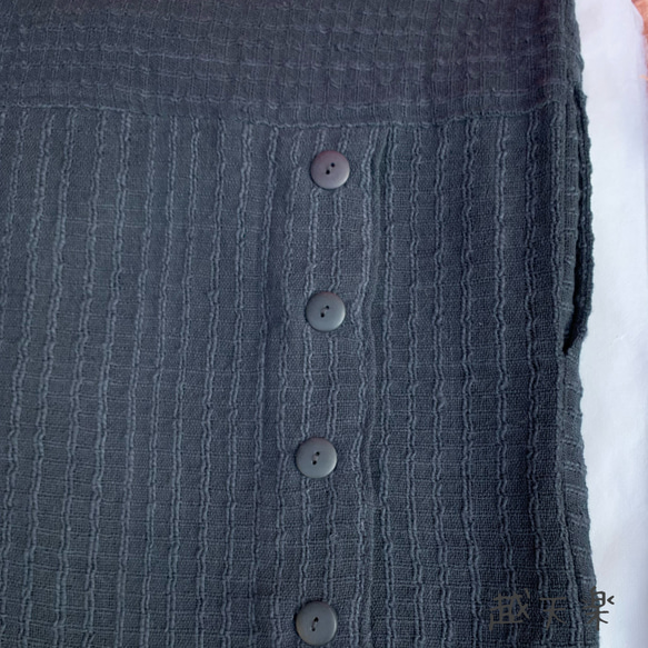 肩ワンサイドベルト前開き手織り綿半袖メンズブラウス　黒色 9枚目の画像