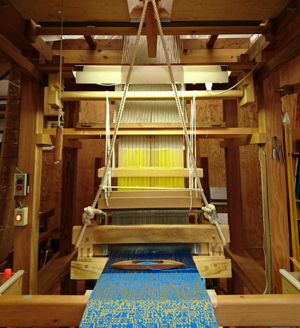 手織り博多織「ポシェット」シルク100％の手織りの帯地・丁寧に織り上げた帯でポシェット 9枚目の画像