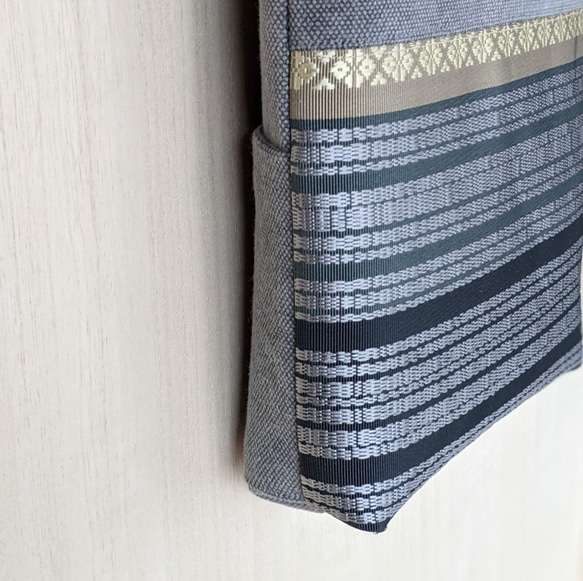 博多織【ポシェット】シルク100％の手織りの帯地・丁寧に織り上げた帯でポシェット 6枚目の画像