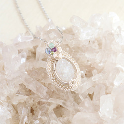 Druzy-quartz necklace 第1張的照片